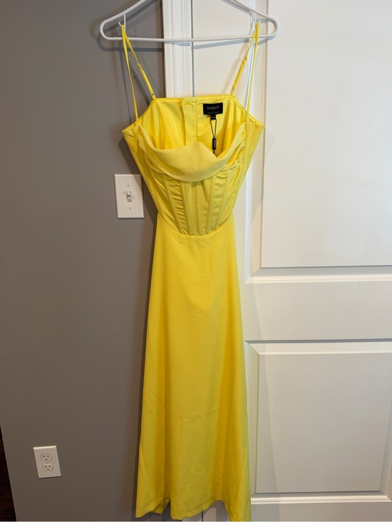 Fashion Nova Dresses & Skirts - Fashion Nova Strapless Yellow Dress